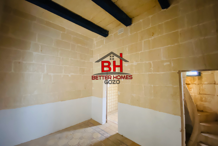 F6D33051-06B5-47F7-9EF0-220A3C79DA39