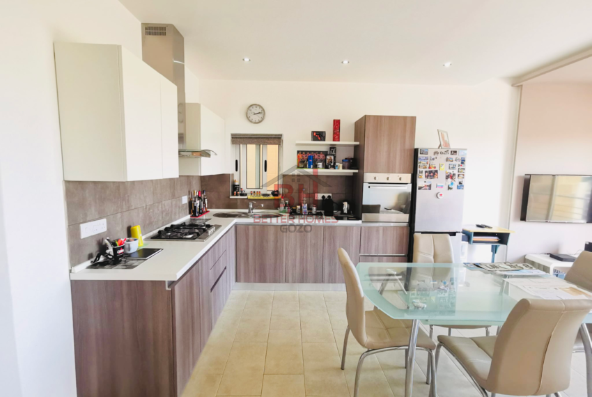 B1D4C523-BD21-48D5-888D-C44A4AC9092E