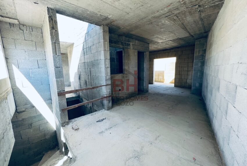 A2079791-7022-4C38-A29B-826D79230BDA