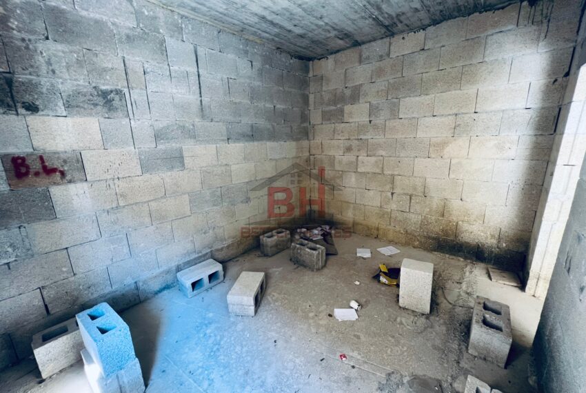 DFEBE252-5921-4984-B294-FB9D2142A027