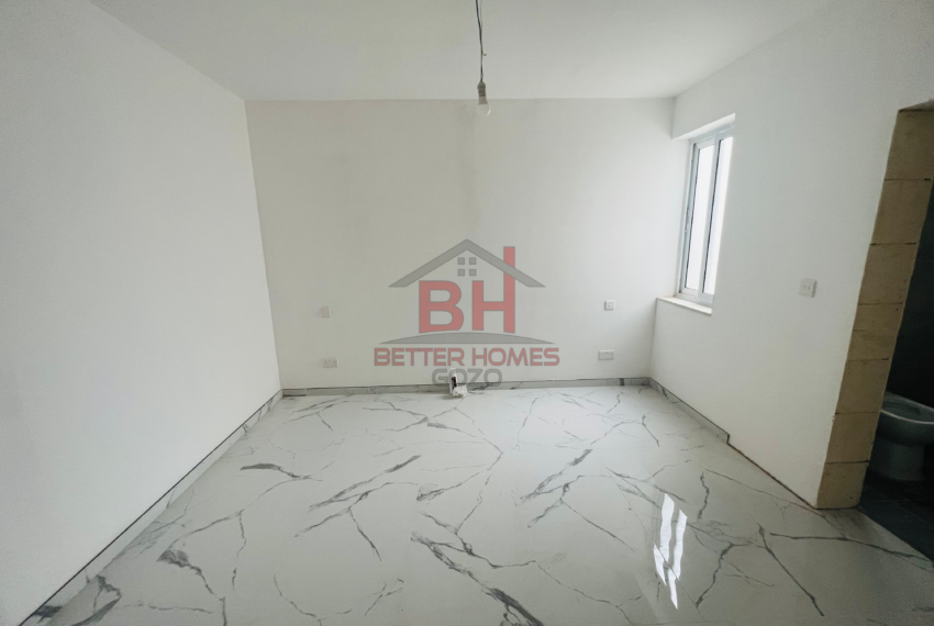 5607B6CE-30BB-40ED-9268-BA9BACA86B2F