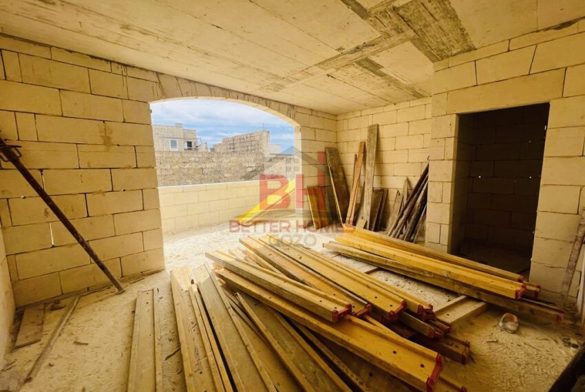 5CDC15F1-CD51-43B5-A1F5-A6F1985AE261