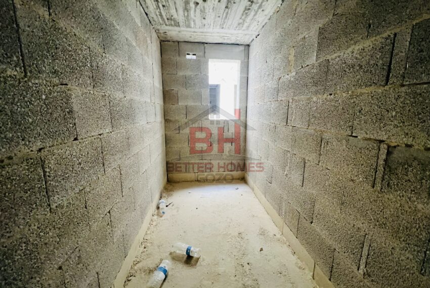 C0AB1A5A-6917-47DD-8746-463CD38B5600