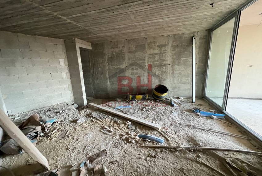 1584B533-3C2F-456A-81BD-82D289F7FD2A