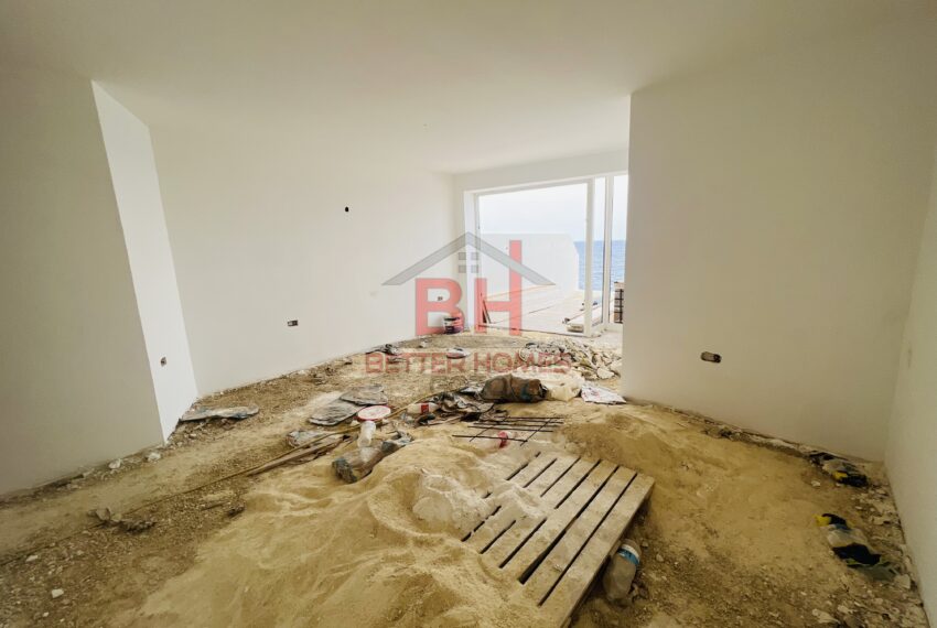 75775FFC-FF45-4E9D-914F-41A3DA72F105