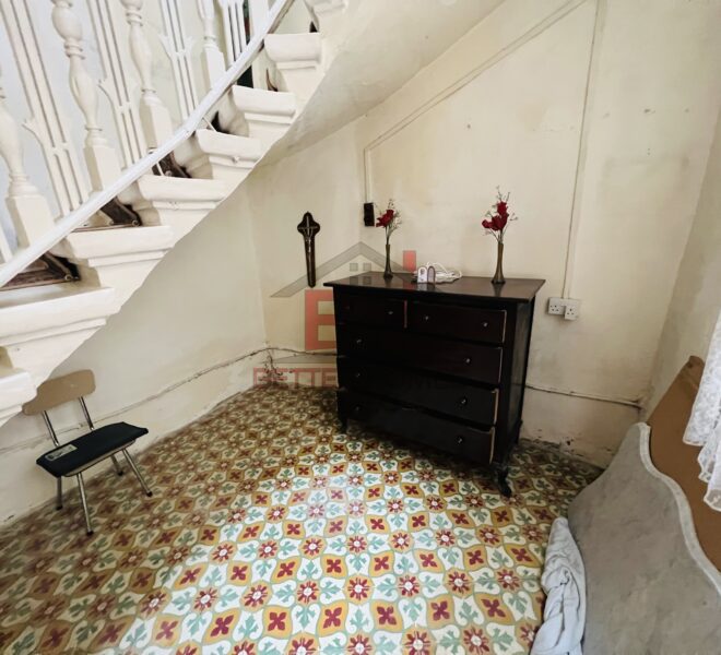 FAE0567D-E41C-476A-90D5-07969FC5AA9D