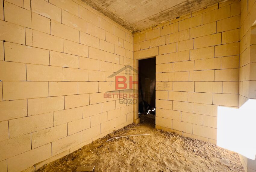 6704B438-A0FD-491F-96F1-42209C382D1F