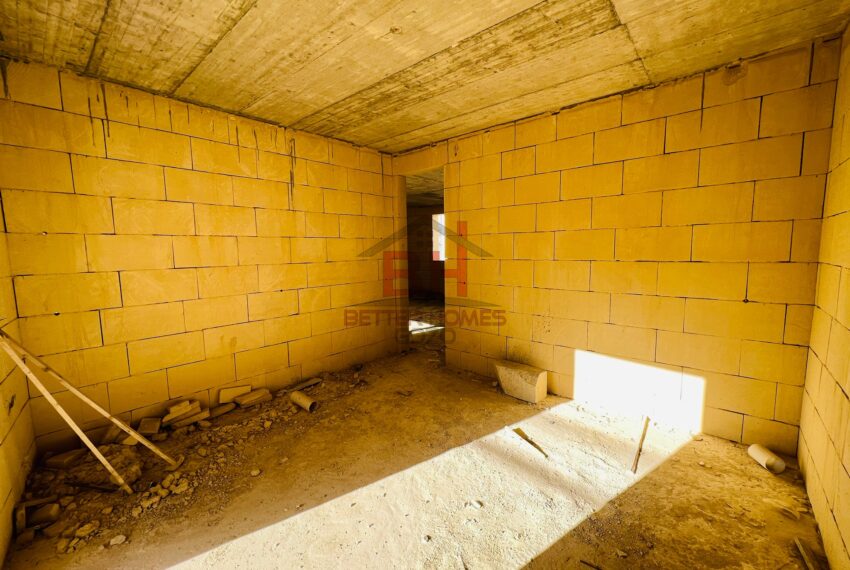 AAA20EE5-D11C-42B2-AC8C-2290F1471A66