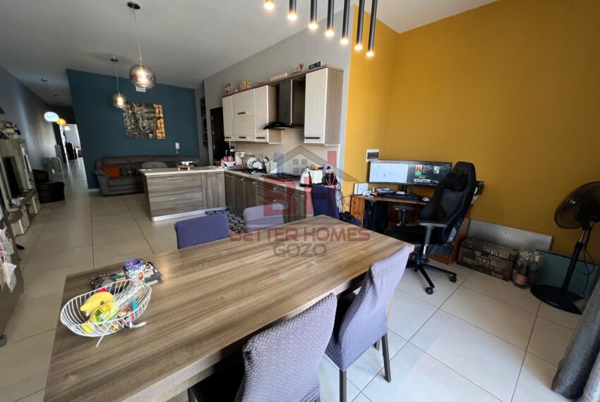 457645136_985481396926437_7731116290218229085_n